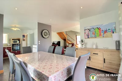 Maison bord de mer au cabellou 6/8 personnes