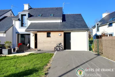 "Les criques de Beg Meil"