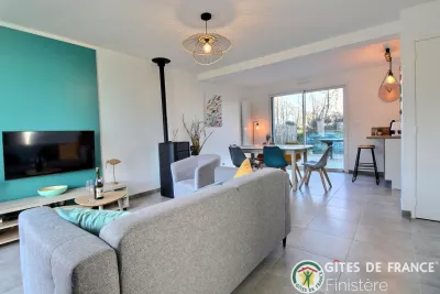 "Les criques de Beg Meil"