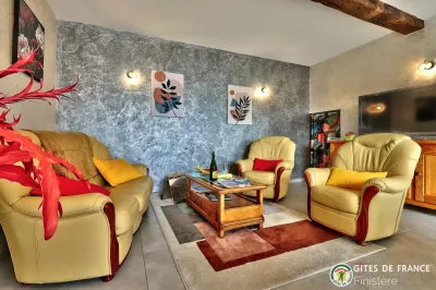 Le Salon