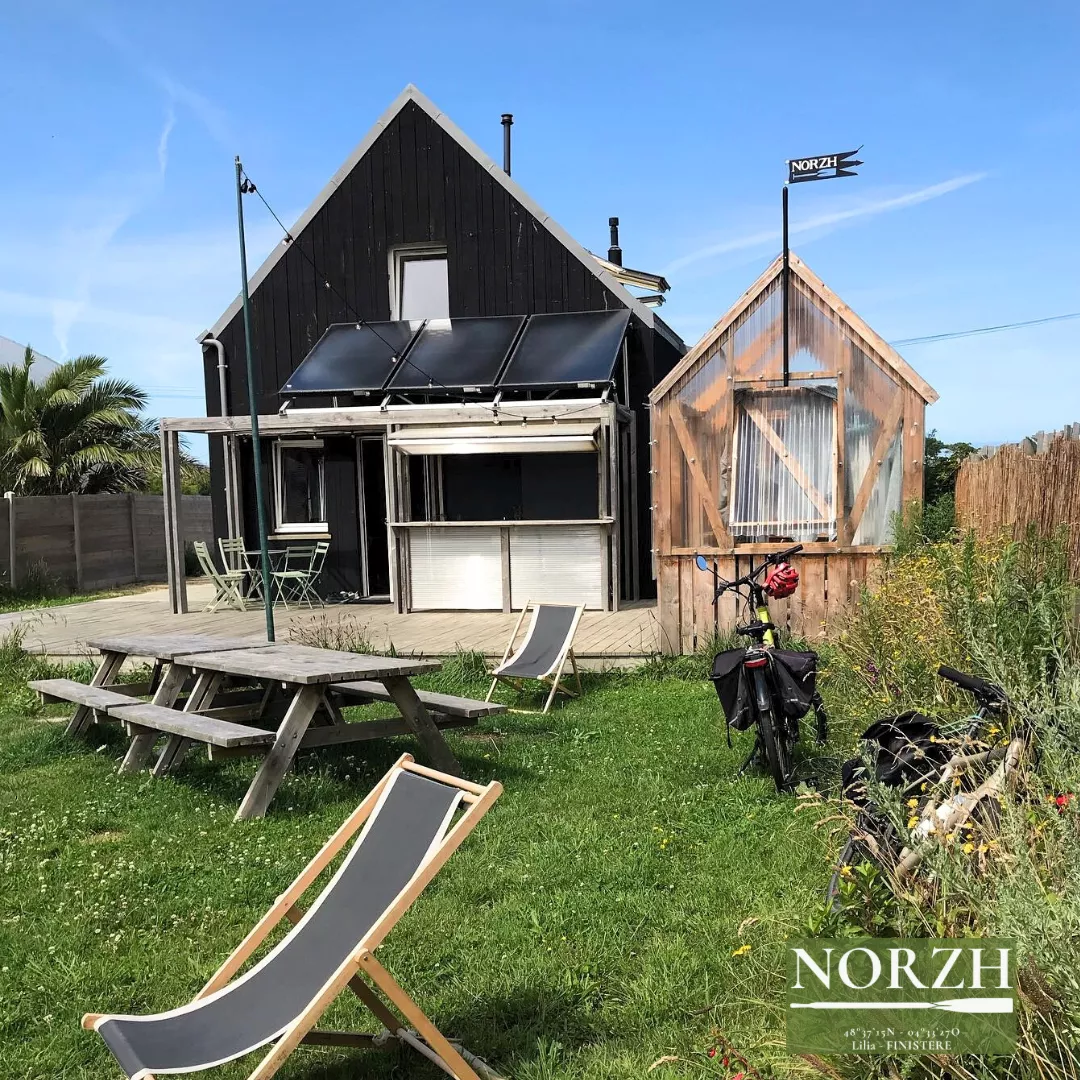 NORZH  grand Ecogîte maison-bateau à la plage
